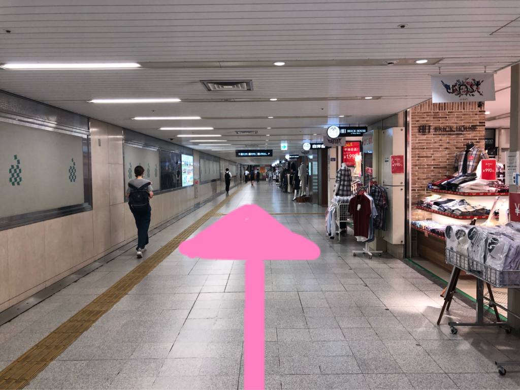 大阪駅中央口(JR線)からの行き方16