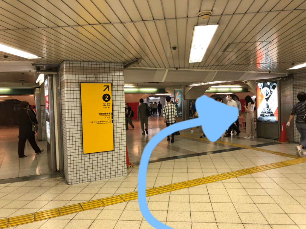 JR北新地駅西口(JR線)からの行き方10