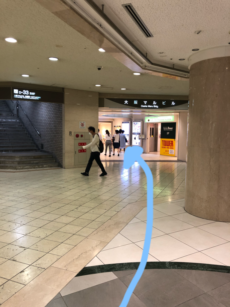 JR北新地駅西口(JR線)からの行き方18